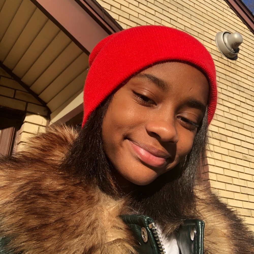 Meet your Posher, Makayla